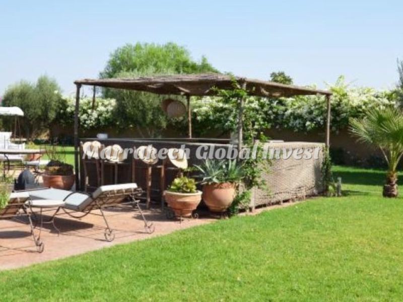 Villa 9 chambres meublée avec piscine en location saisonnière – Route de Ouarzazate, Marrakech – photo 4
