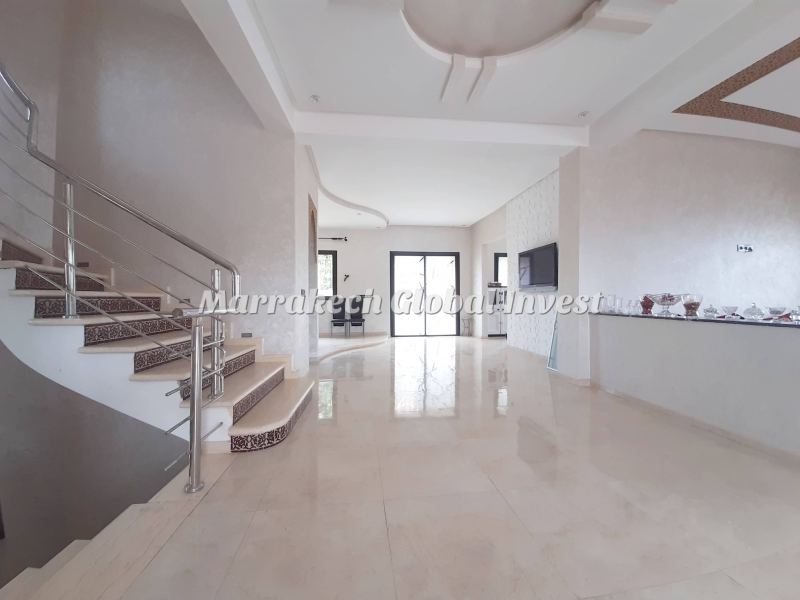 Villa connectée 4 chambres meublée à vendre – Targa, Marrakech – photo 2