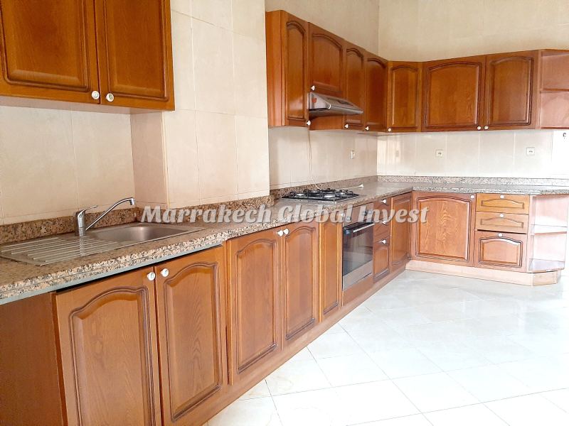 Appartement F4 vide avec terrasse de 87 m² à louer – Guéliz, Marrakech – photo 3