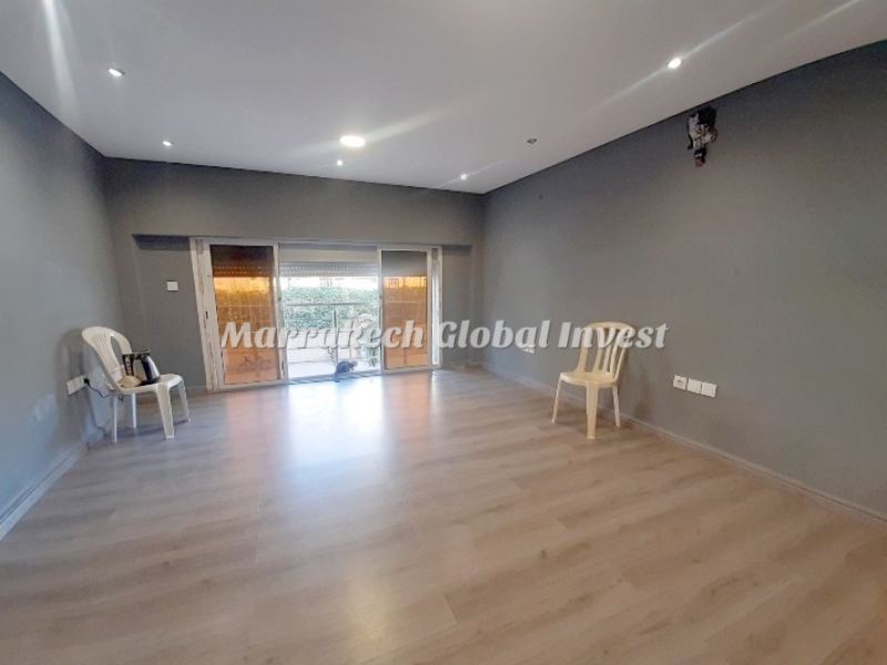Local commercial 36 m² avec mezzanine en gérance – Guéliz, Marrakech – photo 3