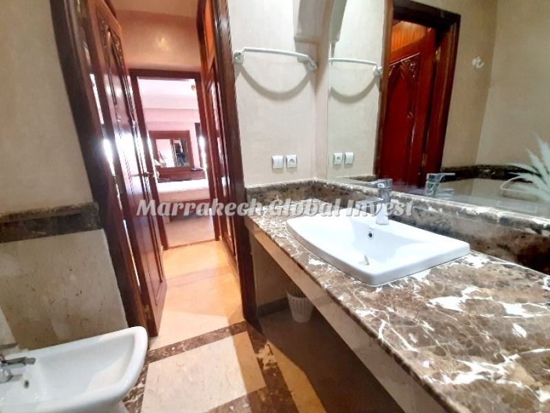 Appartement 2 chambres meublé avec terrasse vue ville à louer – Hivernage, Marrakech – photo 4