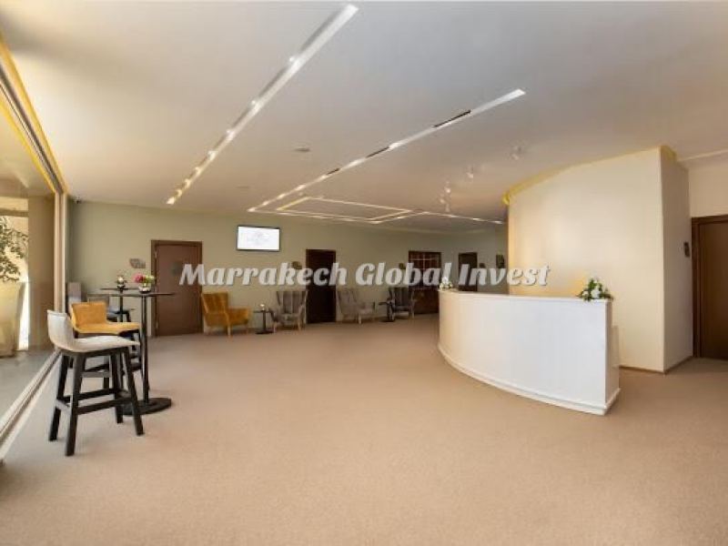 Espace de bureaux 600 m² aménagé à louer – Route de l'Ourika, Marrakech
