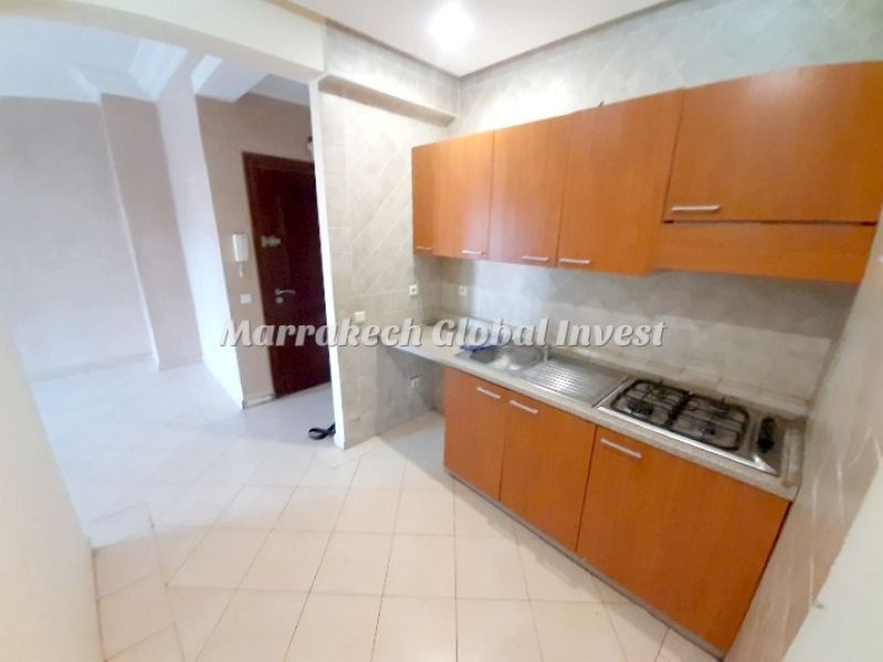 Appartement F3 vide avec piscine à louer – Hivernage, Marrakech – photo 4