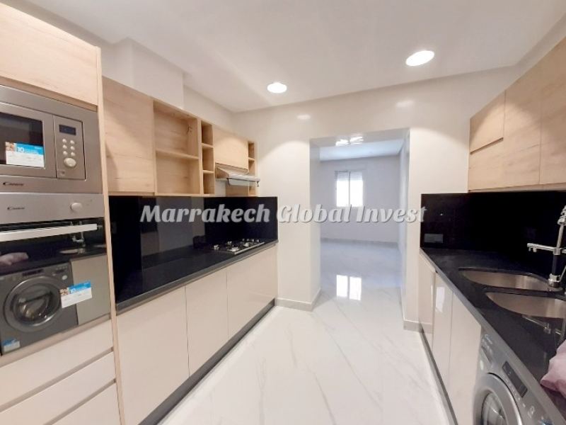 Appartement F4 rénové 139 m² à louer – Victor Hugo, Guéliz, Marrakech