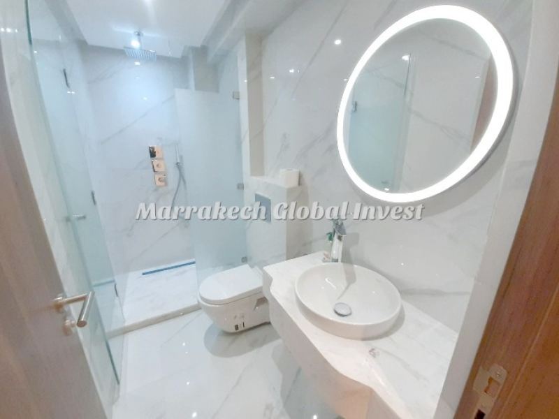 Appartement F4 rénové 139 m² à louer – Victor Hugo, Guéliz, Marrakech – photo 4
