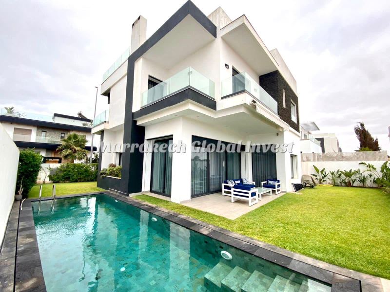 Villa de luxe 4 chambres avec piscine et vue mer à vendre – Dar Bouazza, Casablanca