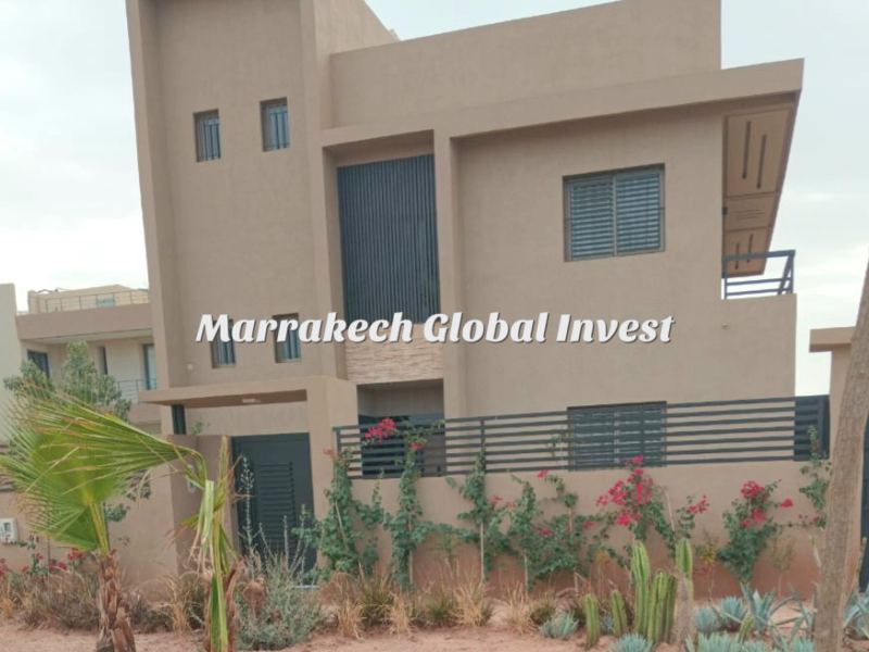 Villa 3 chambres avec piscine et rooftop à vendre – Route de Tahnaout, Marrakech