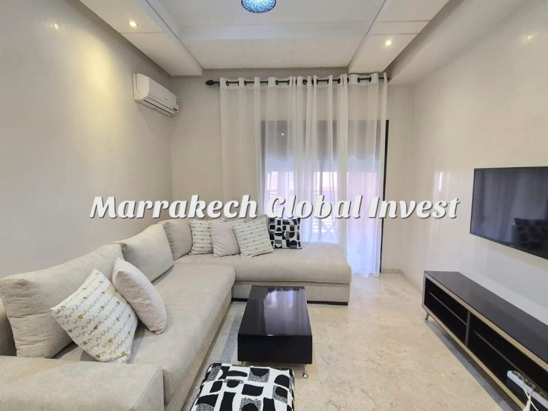 Studio moderne meublé 65 m² avec balcon à louer – Guéliz, Marrakech